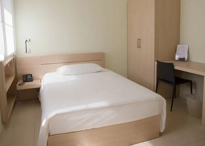 Domus Helena Konukevi 4*